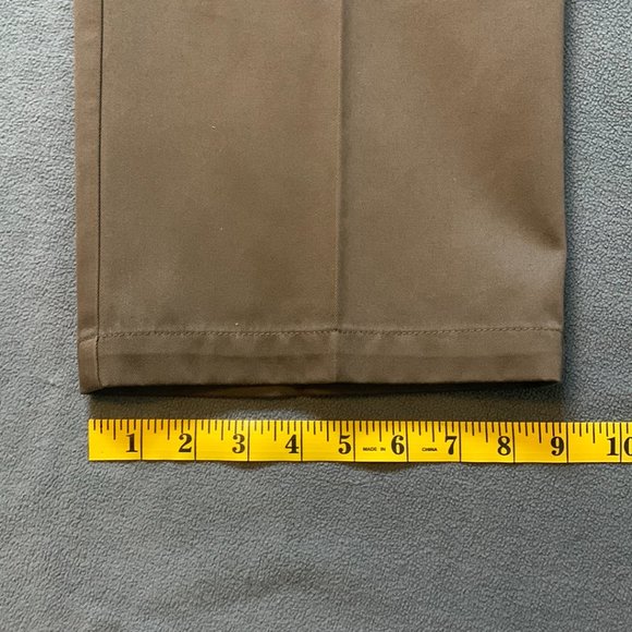 NWT Dockers Signature Khaki Flat Front D2 Straight Mens Pants 38/30 - Picture 3 of 7
